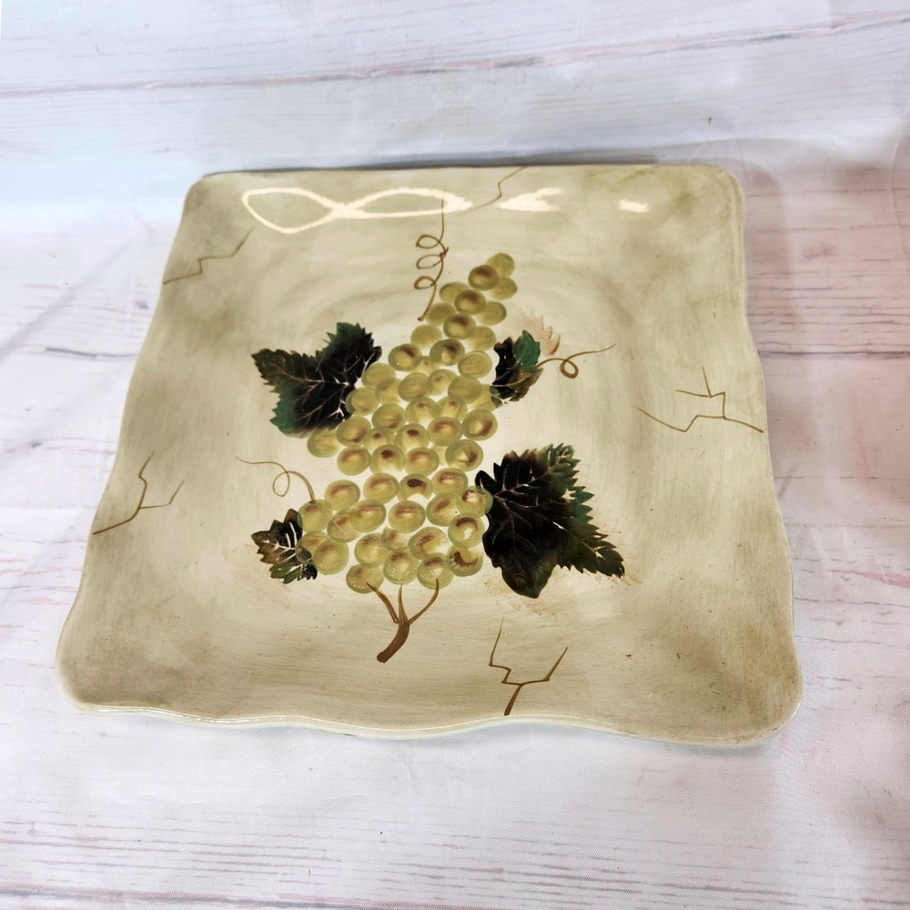 Tabletops Gallery Cabernet Plate Cream Hand‎ Painted Grape Square 11in